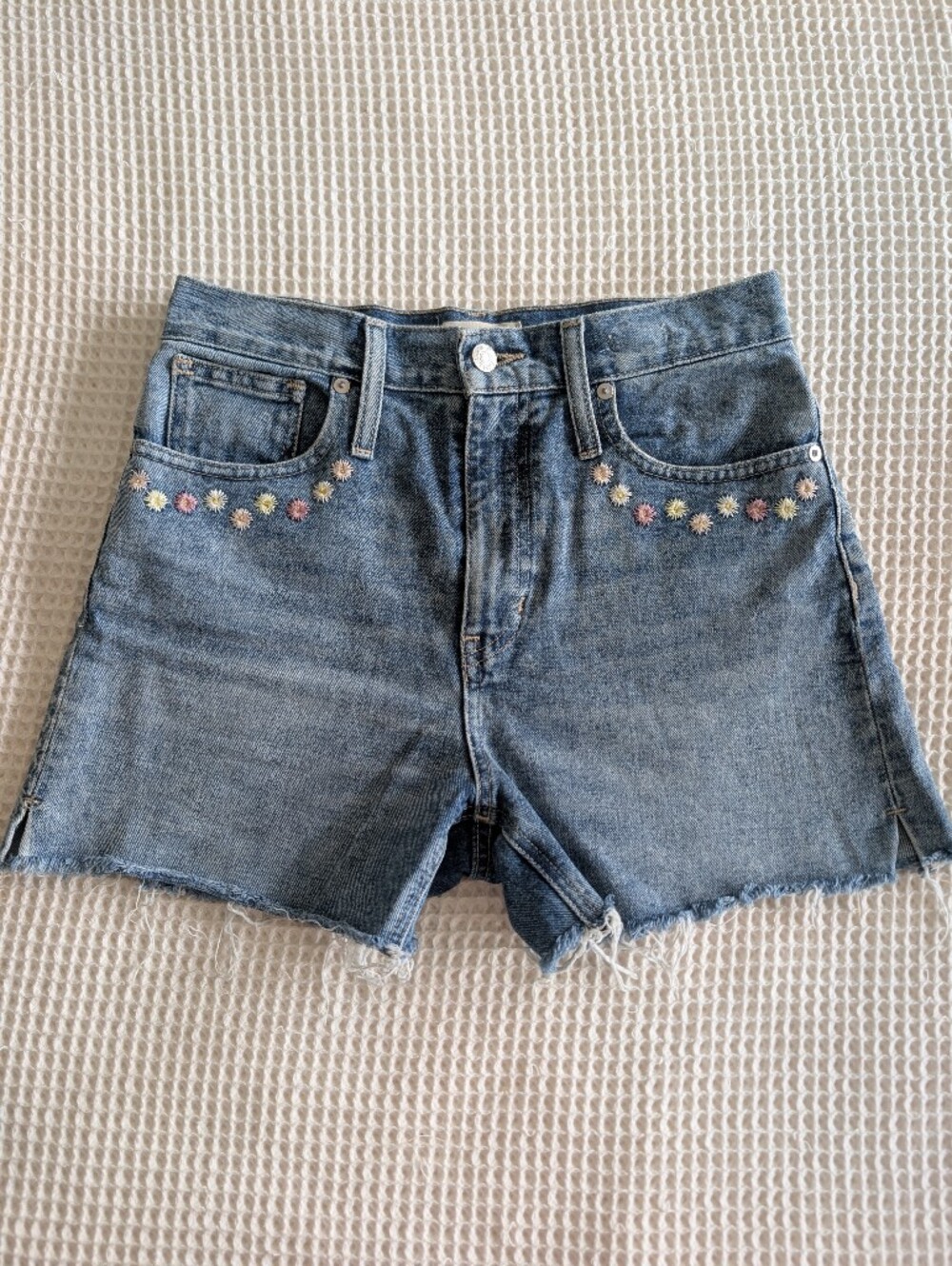 Madewell Embroidered Daisy Flowers The Perfect Jean Shorts Size 25